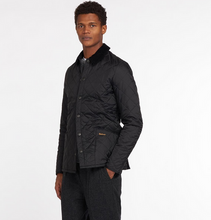 Load image into Gallery viewer, Barbour Men's Heritage Liddesdale Black