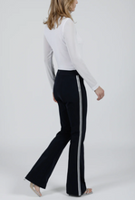 Load image into Gallery viewer, Hilton Hollis Miracle Stretch Pant With Stripe Midnight/Silver