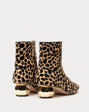 Load image into Gallery viewer, FV Marnie Haircalf Bootie Cheetah