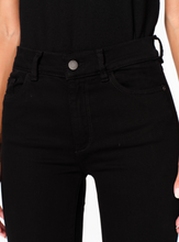 Load image into Gallery viewer, DL1961 Halle Instasculpt Straight 29" Black