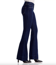 Load image into Gallery viewer, L'Agence Low Rise Lenora Seamed Flare Koval