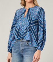 Load image into Gallery viewer, Lara Top Atlantic Tile Print