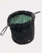 Load image into Gallery viewer, FV Pouf Handbag Black