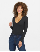 Load image into Gallery viewer, Spanx Long Sleeve Scoop Neck Bodysuit