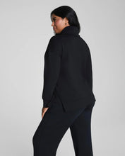 Load image into Gallery viewer, AE Cropped Turtleneck Black