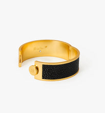 Load image into Gallery viewer, Gianna Stingray Hinge Cuff