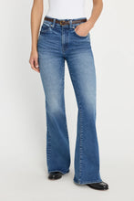 Load image into Gallery viewer, Always Fits Good Legs Flare Jeans