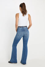 Load image into Gallery viewer, Always Fits Good Legs Flare Jeans