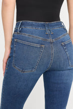 Load image into Gallery viewer, Always Fits Good Petite Bootcut Jeans