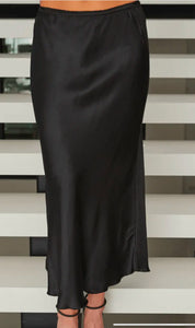 TBC Viscose Silky Skirt Black