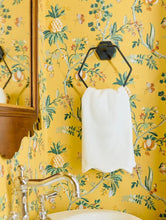 Load image into Gallery viewer, Hand Towel Scalloped Edge White