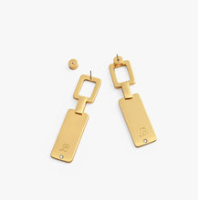 Load image into Gallery viewer, Isabella Stingray Drop Earring