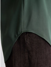 Load image into Gallery viewer, Silky Smooth Button Down Green