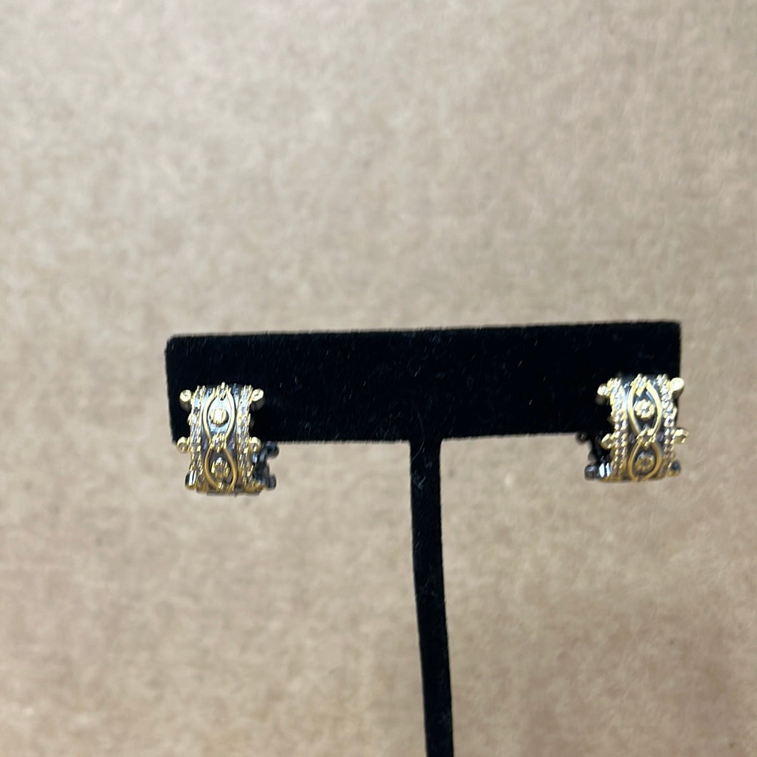 Be-Je Hinge Huggie Earring