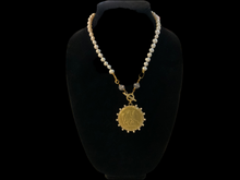 Load image into Gallery viewer, Knotlers Pearl Mega Horse Necklace