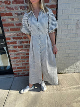 Load image into Gallery viewer, TBC Farmington Striped Dress Black/White