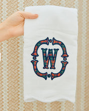 Load image into Gallery viewer, Hand Towel Scalloped Edge White