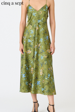 Load image into Gallery viewer, Windswept Floral Orien Dress