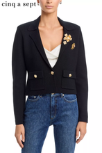 Load image into Gallery viewer, Laynee Cropped Knit Blazer