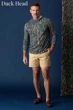 Load image into Gallery viewer, Realtree Windward Performance Hooded T-Shirt
