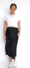 Load image into Gallery viewer, TBC Viscose Silky Skirt Black