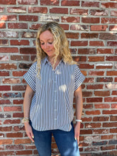 Load image into Gallery viewer, Poplin SS Shadow Stripe