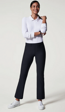 Load image into Gallery viewer, Spanx Sunshine Kick Flare Pant Very Black