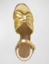 Load image into Gallery viewer, Bernardo Veronika Platform Heel Gold Glove Leather