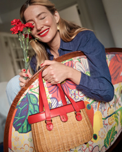 Load image into Gallery viewer, Willow Basket Wicker Handbag Red