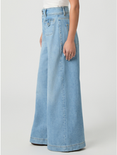 Load image into Gallery viewer, Cameron Welt Stitch Pockets