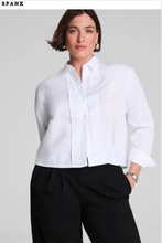 Load image into Gallery viewer, Pintuck Cropped Tuxedo Shirt