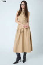 Load image into Gallery viewer, Ashtyn Midi Dress