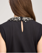 Load image into Gallery viewer, Chunky Necklace Bella Tee