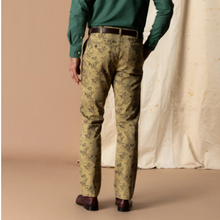 Load image into Gallery viewer, DH Classic Fit Wheatfield Chino