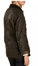 Load image into Gallery viewer, Women's Classic Beadnell Wax Jacket