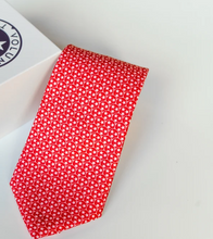 Load image into Gallery viewer, Tennessee Red Tri Star Tie