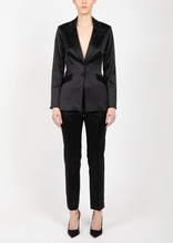 Load image into Gallery viewer, Hilton Hollis Ostrich Embossed Satin Jacket Black