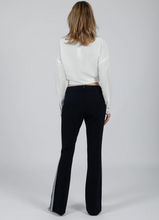 Load image into Gallery viewer, Hilton Hollis Miracle Stretch Pant With Stripe Midnight/Silver