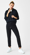 Load image into Gallery viewer, Spanx Airessentials Tapered Pant Very Black