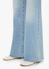 Load image into Gallery viewer, Mother Denim Hustler Roller Fray I Confess