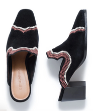 Load image into Gallery viewer, Bernardo Brooklyn Suede Split Black