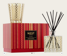 Load image into Gallery viewer, Nest Holiday Candle/Diffuser Set