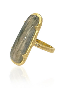 Tat2 Gold Labradorite Bora Ring