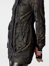 Load image into Gallery viewer, Blanc Nior Camo Anorak - True Camo