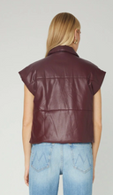 Load image into Gallery viewer, JS71 Vail Vest Bordeaux