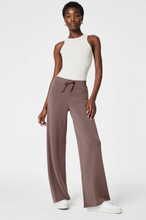 Load image into Gallery viewer, Spanx Airessential Wide Leg Pant Smoke