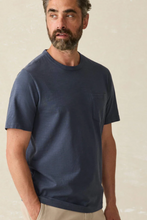 Load image into Gallery viewer, Faherty Men&#39;s Sunwashed Pocket Tee Dune Navy