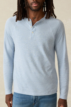 Load image into Gallery viewer, Faherty Men&#39;s Cloud Henley Light Blue Heather