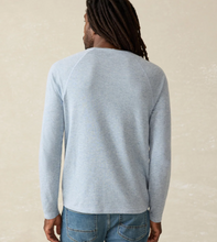 Load image into Gallery viewer, Faherty Men&#39;s Cloud Henley Light Blue Heather