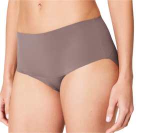 Spanx Undie-tectable Smooth